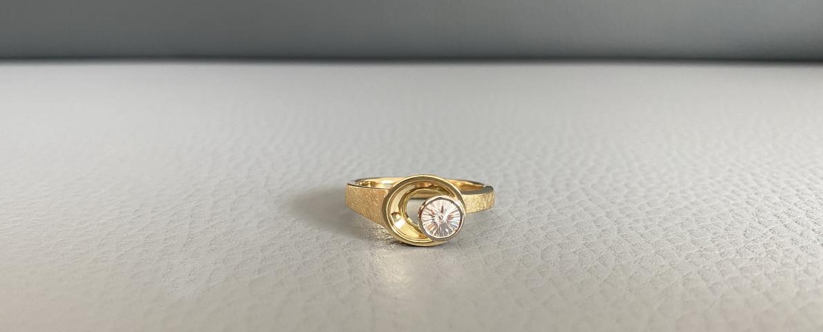 Verlobungsring mit Spirit Diamond