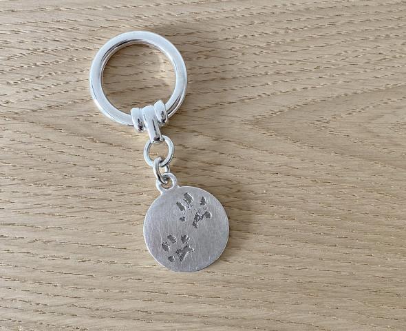 Hundetatzen auf Schlüsselanhänger